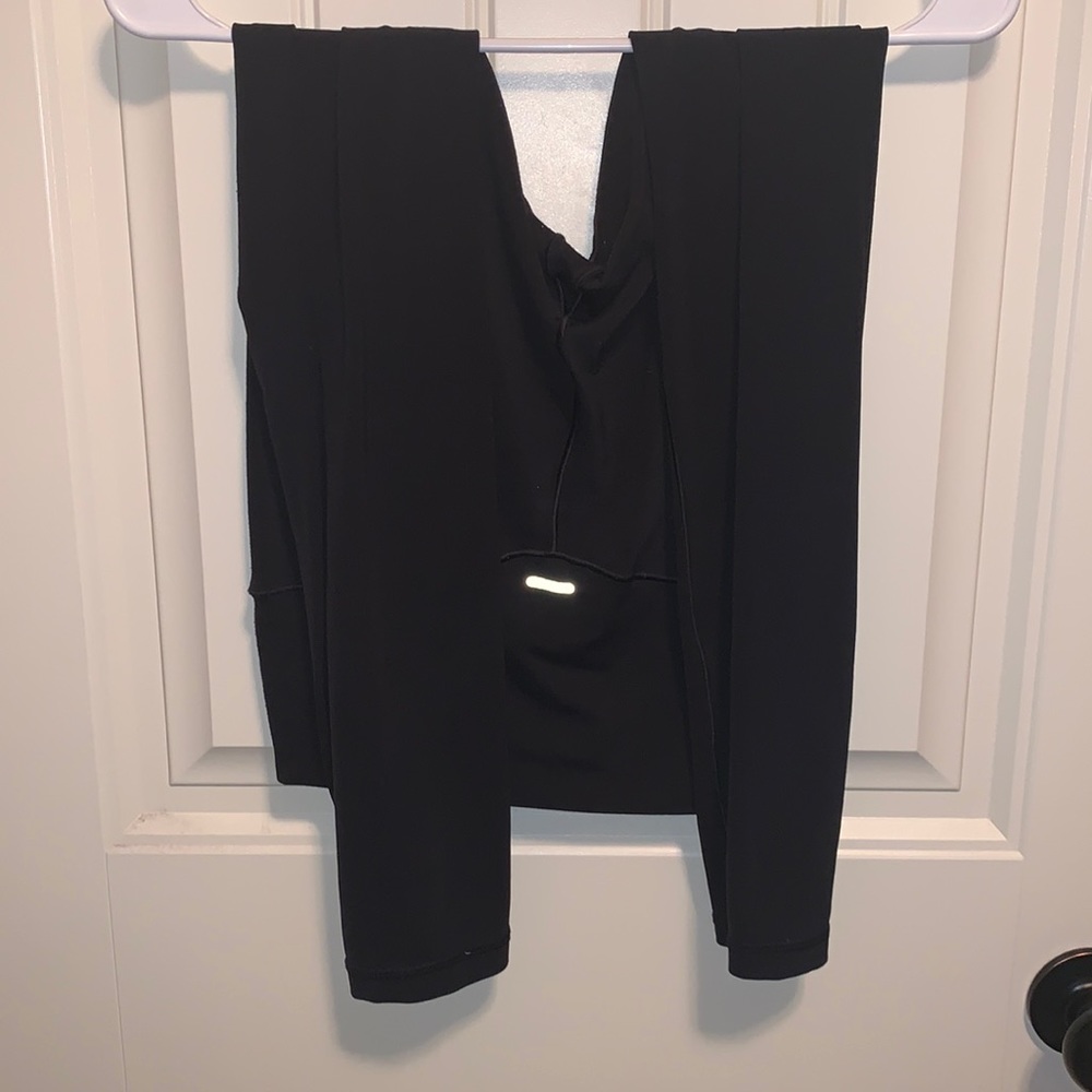 COPY - Chill play move aerie leggings